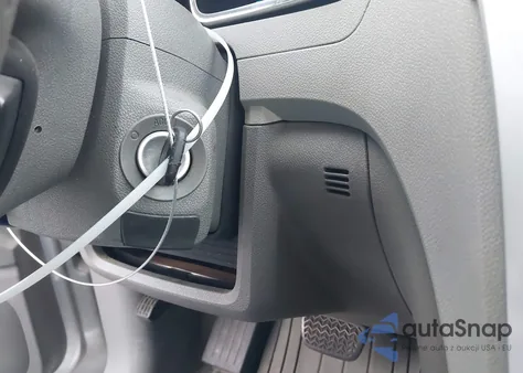 2010 Chevrolet Traverse Ls z USA, uszkodzony, nr VIN 1GNLREED9AJ219490